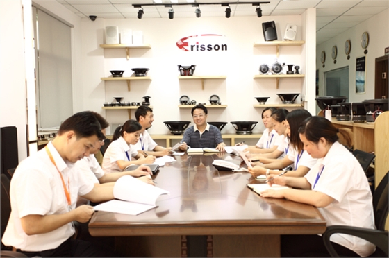 毅廷商討研發(fā)會(huì)議